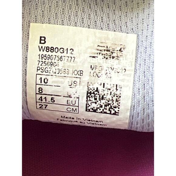 New Balance Fresh Foam X 880v12
Vibrant Pink Orange (Women's)
Size 10 - Picture 10 of 11